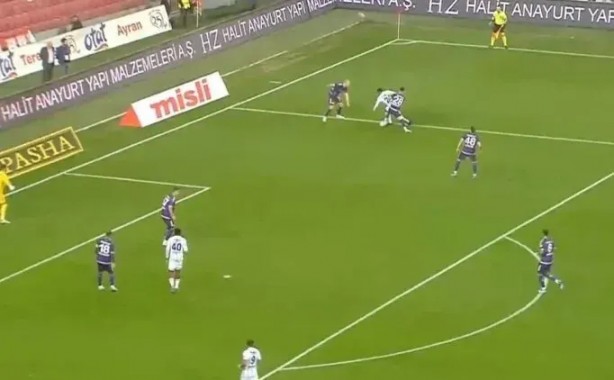 Foto - Samsunspor maçındaki penaltı kararı çok konuşuldu! Beşiktaş’ın kazandığı penaltı tartışıldı