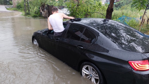 Foto - Samsun'u yine sel vurdu