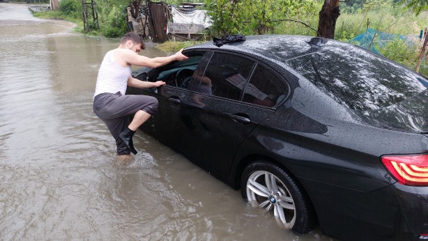 Foto - Samsun'u yine sel vurdu