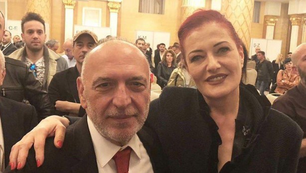 Foto - Sanatçılar birbirine girdi!