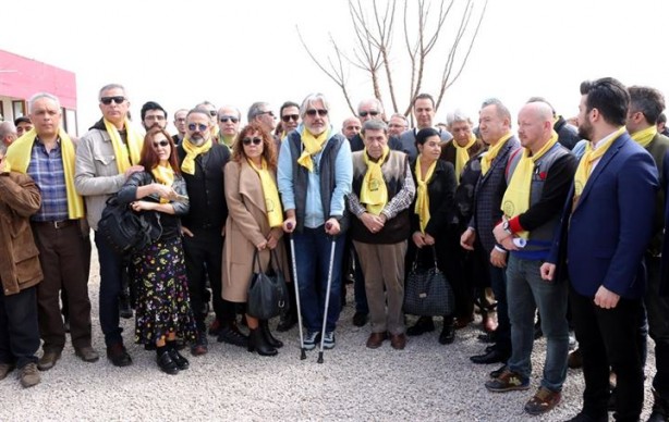 Foto - Sanatçılar Mehmetçik'e destek için sınırda