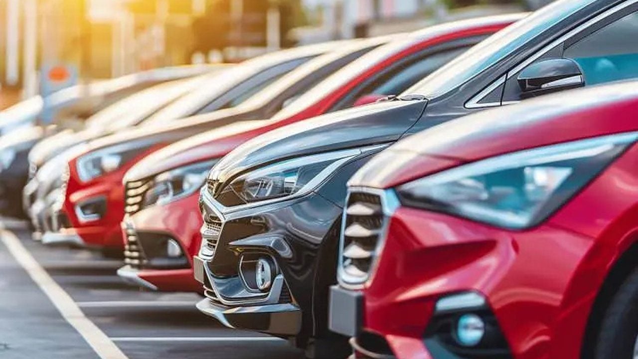 Sanayi yüzü görmeyen en sağlam ikinci el arabalar belli oldu! İşte ailelerin kapış kapış aldığı o modeller