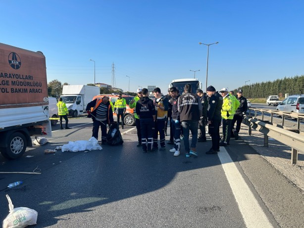 Foto - Sancaktepe TEM’de feci kaza
