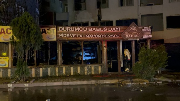Foto - Sancaktepe'de restoranda yangın