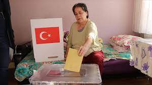 Foto - Sandığa gidemeyenlere seyyar sandık gitti