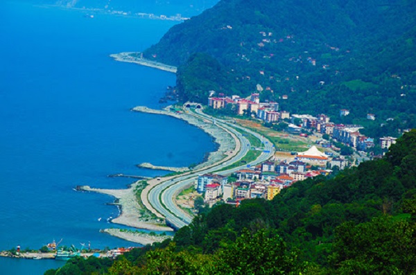 Foto - Sandığınız gibi değil! İşte Türkiye’de en çok yağış alan yer