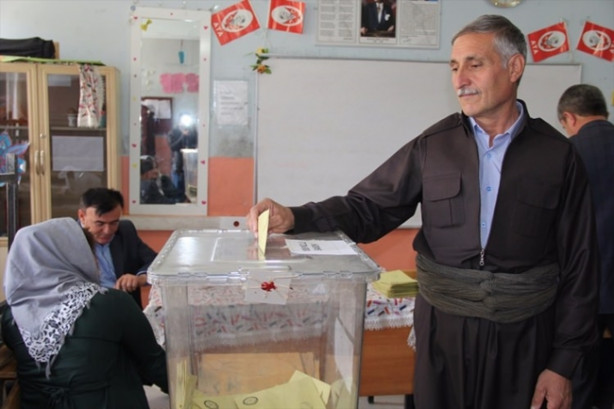 Foto - Sandık başında renkli görüntüler!
