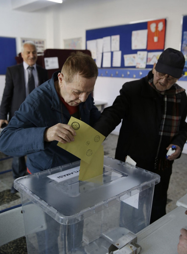 Foto - Sandık başından ilk görüntüler