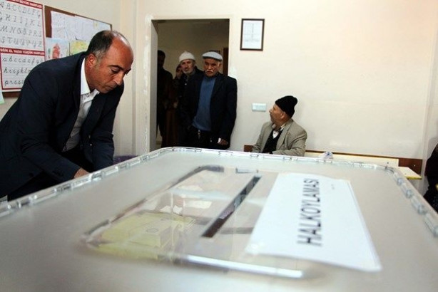 Foto - Sandık başından ilk görüntüler
