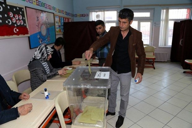 Foto - Sandık başından ilk görüntüler