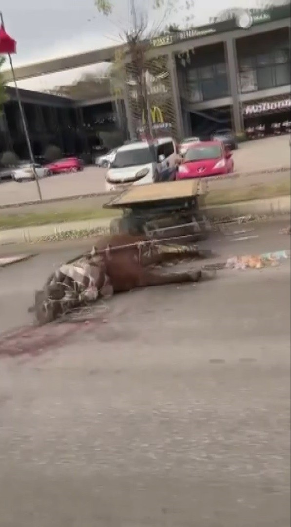 Foto - Saniye saniye kaydedildi! Bursa'da dehşet anları