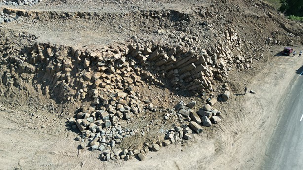 Foto - Şanlıurfa'da dünyayı sallayan keşif! Bölge apar topar güvenlik şeridiyle kapatıldı
