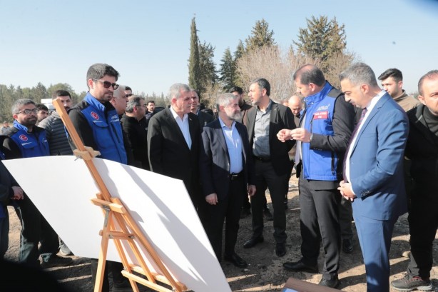 Şanlıurfa'da konteyner kent kuruluyor! Bakan Nebati incelemelerde bulundu