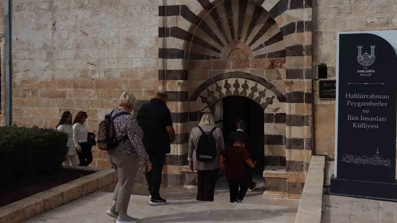 Foto - Şanlıurfa’da manevi yolculuk dijitalleşti! Peygamberler ve bilim insanları dijital ortamda!