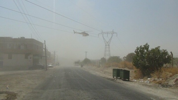 Şanlıurfa'da panik! 'Helikopter tellere takıldı'