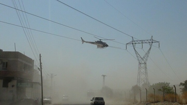 Foto - Şanlıurfa'da panik! 'Helikopter tellere takıldı'
