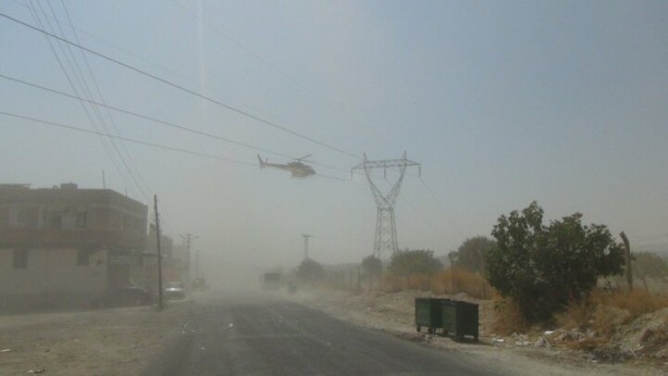 Foto - Şanlıurfa'da panik! 'Helikopter tellere takıldı'
