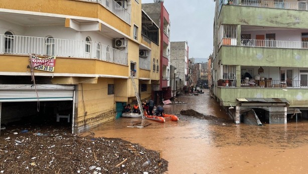 Foto - Şanlıurfa'daki sel felaketinde Haarp saldırısı iddiası! Belgeleriyle açıkladı: Oradan gelen tozlarla oldu
