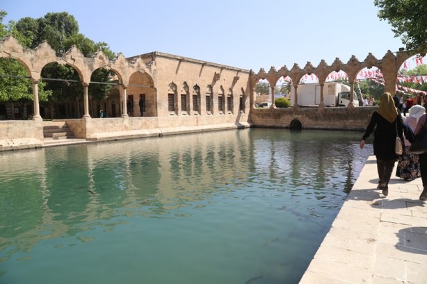 Foto - Şanlıurfa'nın turizm merkezi: Balıklıgöl