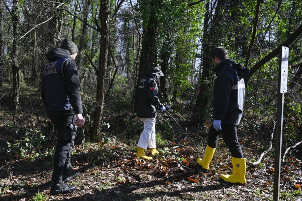 Foto - Santa Maria Kilisesi'ndeki saldırıda kullanılan silahlardan biri bakın nerede bulundu!