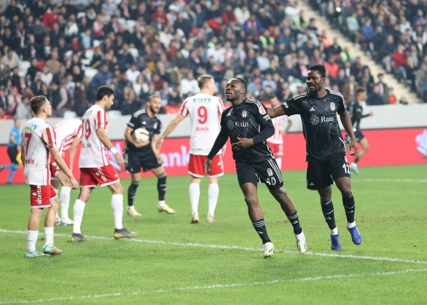 Foto - Santos'tan flaş gelişmeler: Derbi gündemini değerlendirdi: Derbi ile ilgili son gelişme...