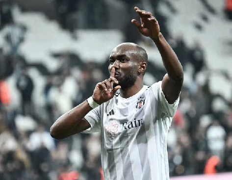 Foto - Santos’tan "Hadi git işine be" dedirten açıklama: Beşiktaş için büyük ayıbı duyurdular…