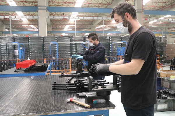 Foto - SAR 762 MT'nin seri üretimi resmen başladı