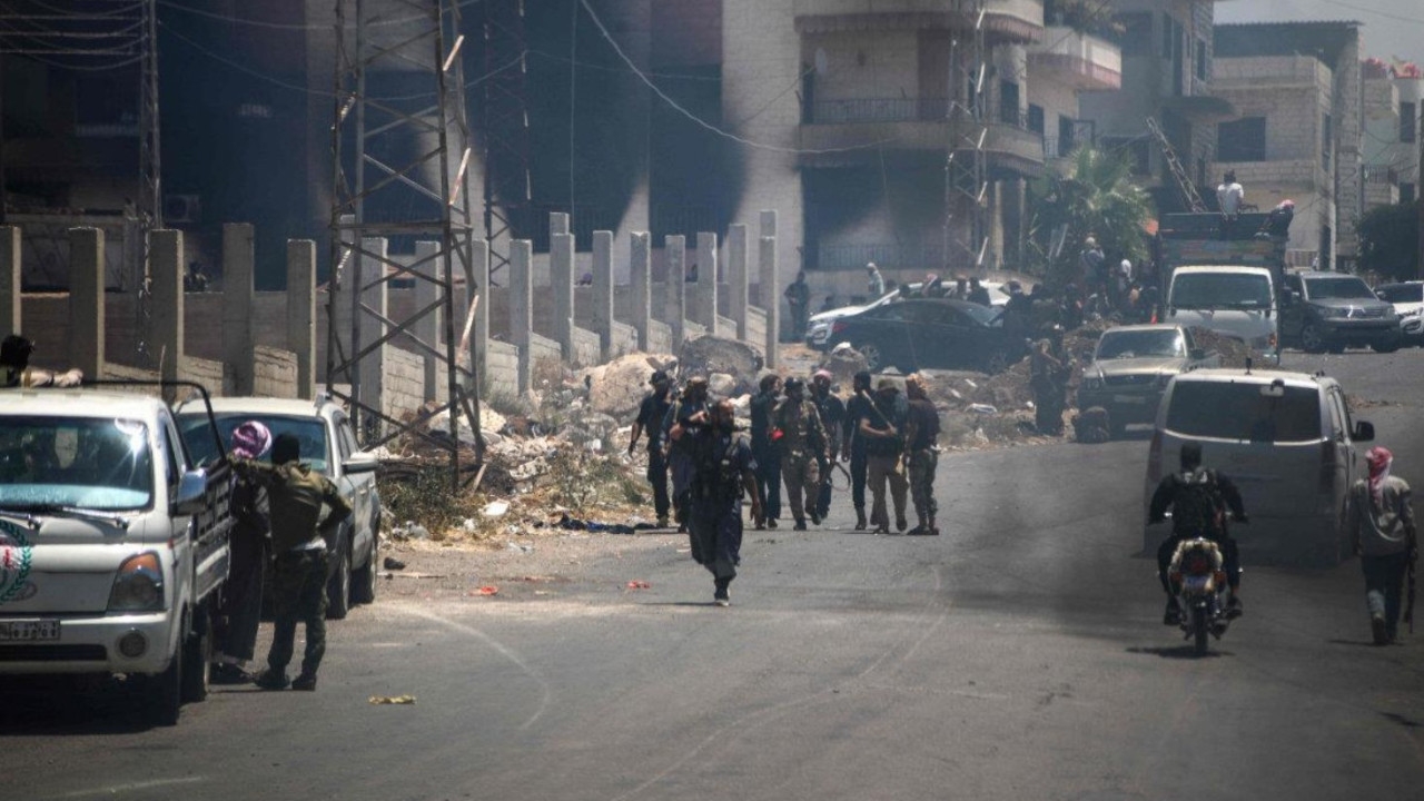 Foto - Şara çok zor durumda! 4 koldan kuşatıp aynı anda saldırıya geçtiler