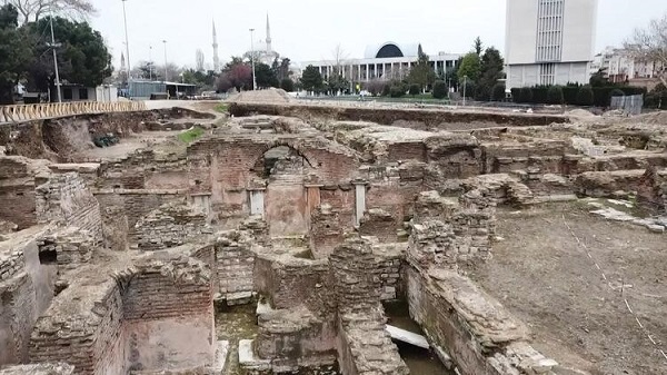 Saraçhane'de 1500 yıllık heykel bulundu