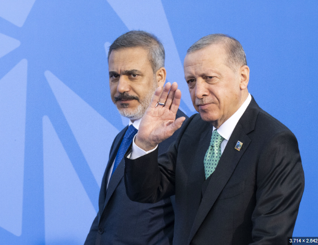 Foto - Şarap üstadı! Ertuğrul Özkök bu kez ayık kafa ile yazmış! "Altın yıllara dönüş sinyali"