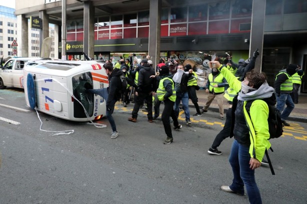 Foto - 'Sarı yelekliler'in protestosu AB Başkenti'ne sıçradı