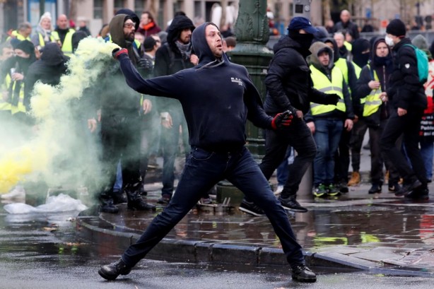 Foto - 'Sarı yelekliler'in protestosu AB Başkenti'ne sıçradı