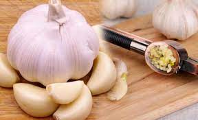 Foto - Sarımsak kullanan herkesin bilmesi gereken 7 şey! Duyan inanamıyor: Bakın ne işe yarıyor!