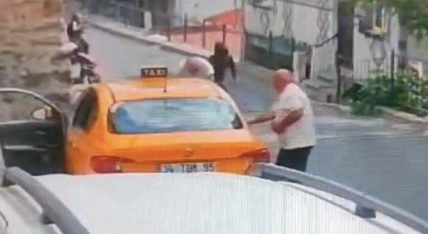 Foto - Sarıyer’de ticari taksi şoförüne silahlı saldırı