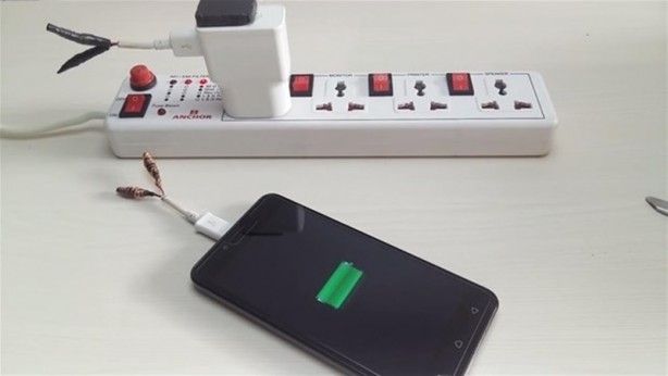 Foto - Şarj cihazınızı kendiniz yapın