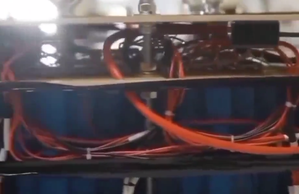 Foto - Şarj cihazları tarihe karışacak! Yarım asır dayanabilen batarya geliştirildi