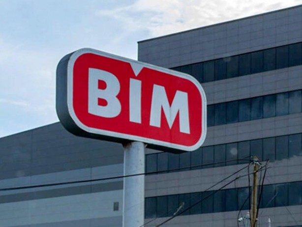 Foto - Şarjı adeta bitmeyen telefon BİM'e geliyor! 4 bin 599 liradan satılacak