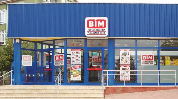 Foto - Şarjı adeta bitmeyen telefon BİM'e geliyor! 4 bin 599 liradan satılacak