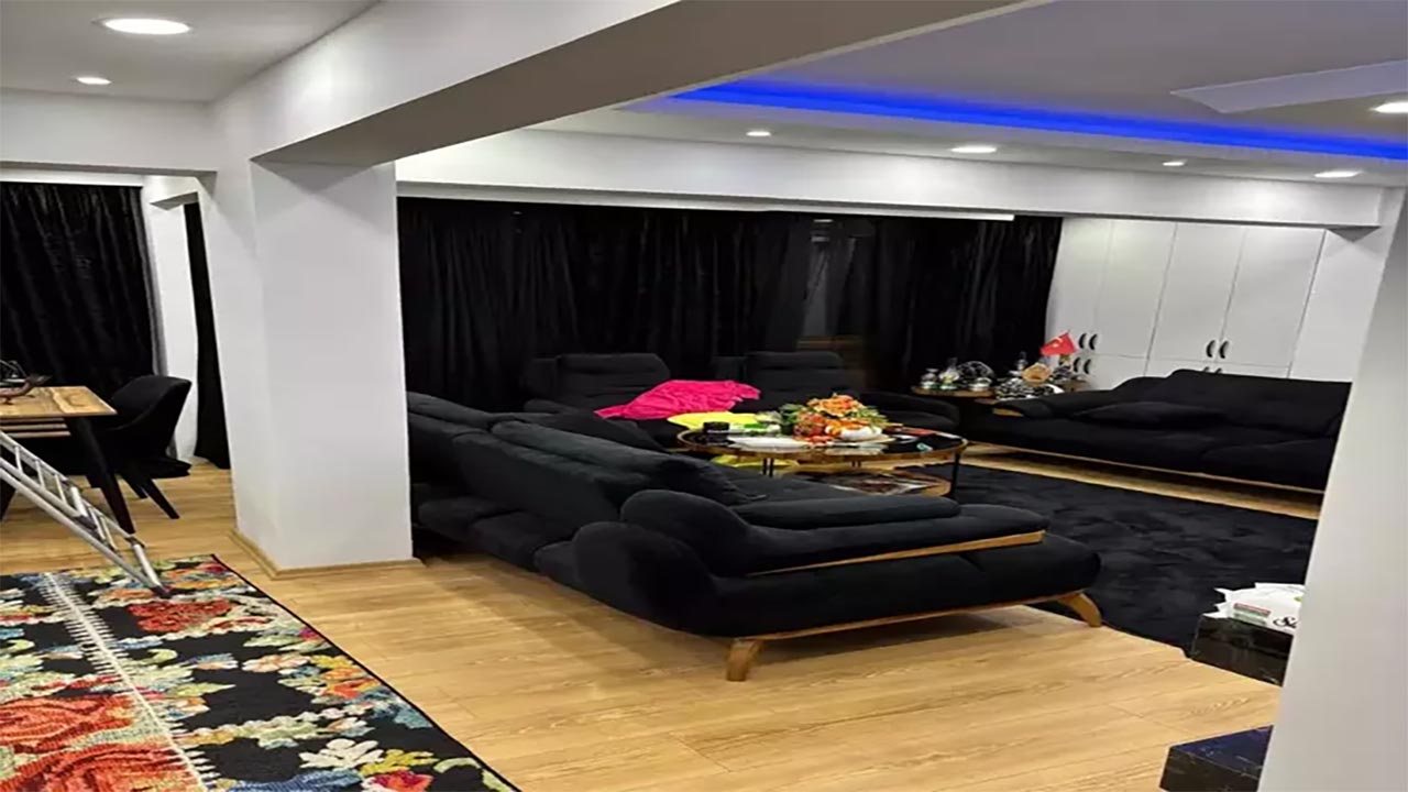 Foto - Şarkıcı Güllü’nün son gecesi! Balkon gerçeği dosyaya girdi İntihar mı, cinayet mi? Kızının ifadesi her şeyi ortaya çıkardı