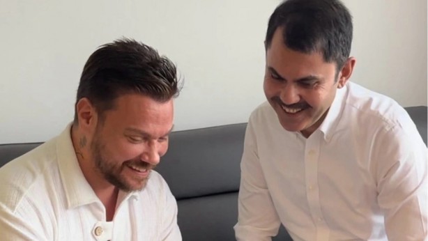 Foto - Şarkıcı Sinan Akçıl'dan "seçim" sürprizi! Bunu yapma kararı aldı
