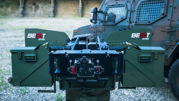 Foto - Sarsılmaz Silah Kuleleri global arenada!