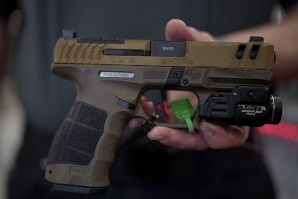 Foto - Sarsılmaz'dan müthiş hamle! Tarih verildi: Bir anda imzaladılar: Sarsılmaz az önce duyurdu: Silah pazarında devrim…