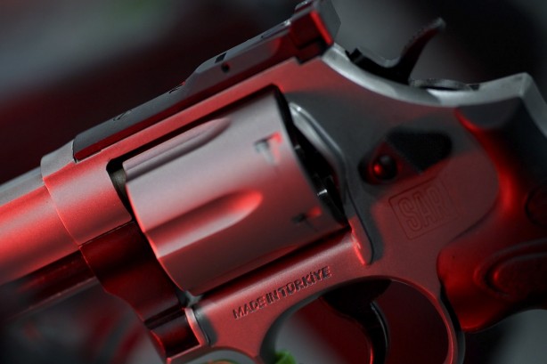 Foto - Sarsılmaz'dan müthiş hamle! Tarih verildi: Bir anda imzaladılar: Sarsılmaz az önce duyurdu: Silah pazarında devrim…