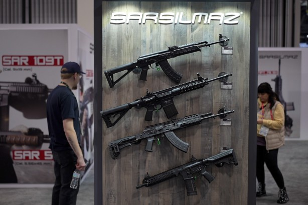 Foto - Sarsılmaz'dan müthiş hamle! Tarih verildi: Bir anda imzaladılar: Sarsılmaz az önce duyurdu: Silah pazarında devrim…