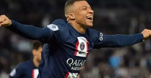 Foto - Şaşırtan hamle: Ülkesinin öncülüğünü yaptığı yıldız için... Terk etti ve Madrid'e gitti...