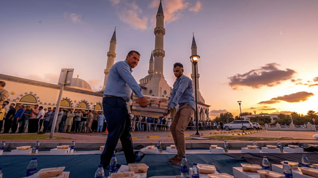 Foto - Şaşırtan karar! Ramazan başlangıcını belirlemek için İHA'ları havalandırdılar