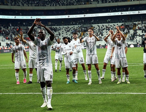 Foto - Şaşırtan sonuç: UEFA'da yüksekten uçmaya devam ediyoruz! İşte Türkiye'nin sıralaması...