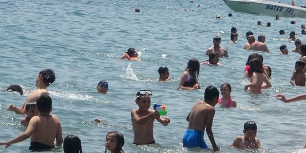 Foto - Şaşkına çeviren görüntü! Bir günde hem yaz hem kış mevsimini yaşadılar
