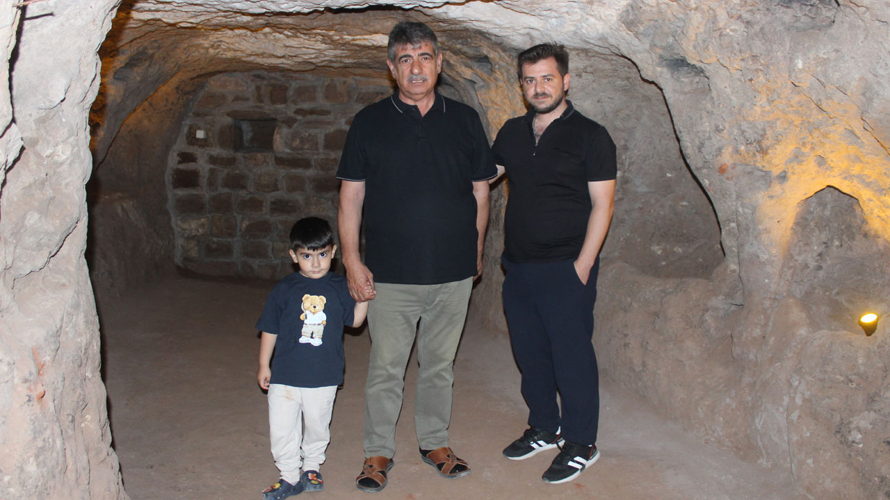 Foto - Şaşkına çeviren keşif! Evin altından 2 bin yıllık şehir çıktı