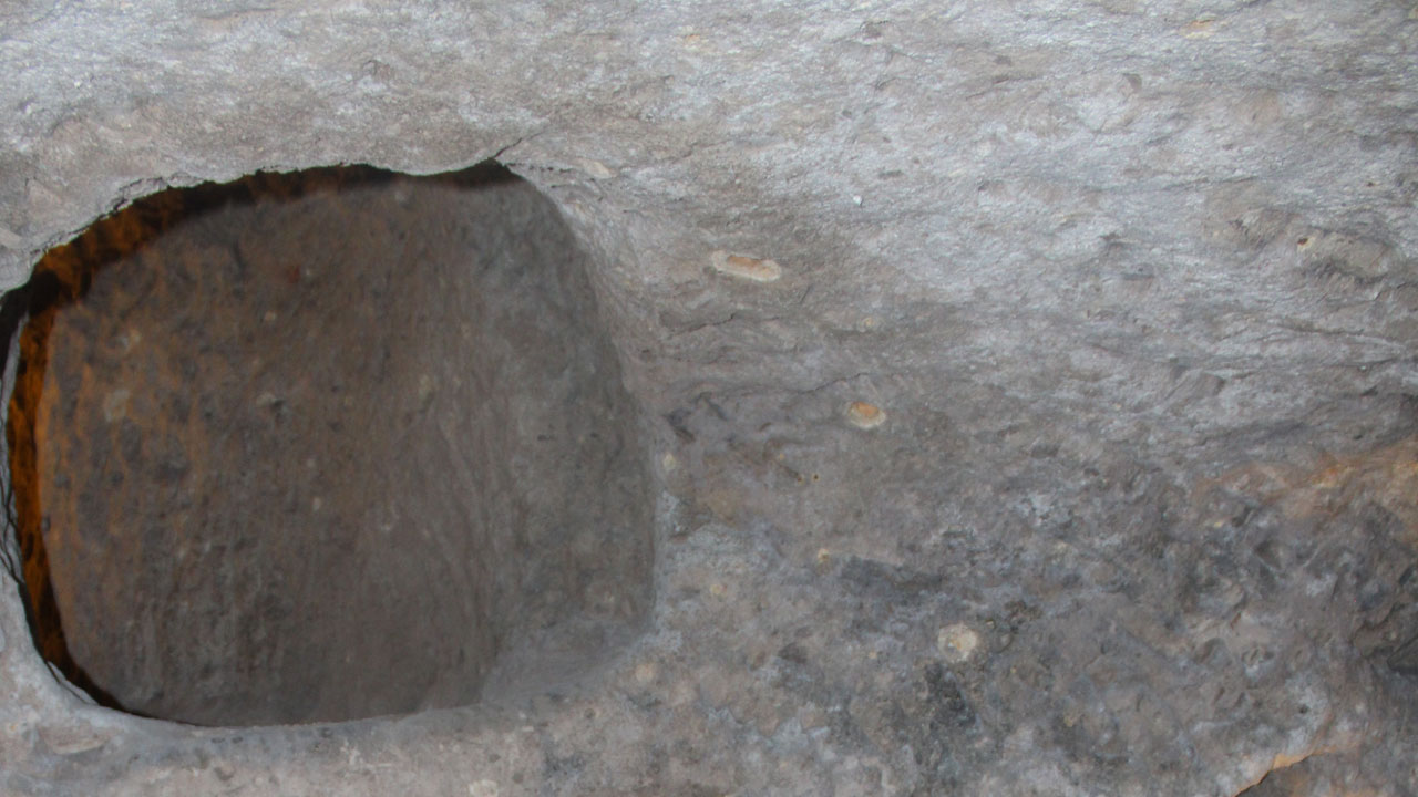 Foto - Şaşkına çeviren keşif! Evin altından 2 bin yıllık şehir çıktı